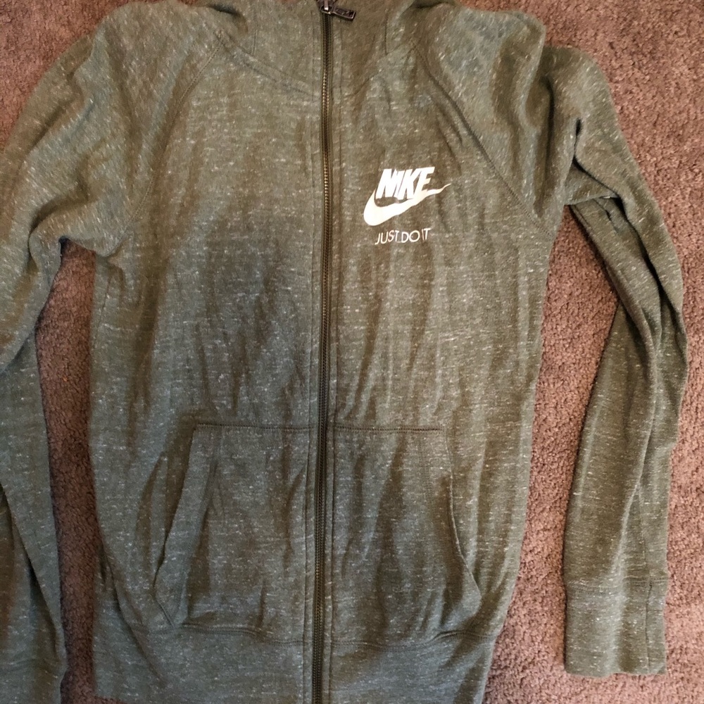 Nike zip up women’s